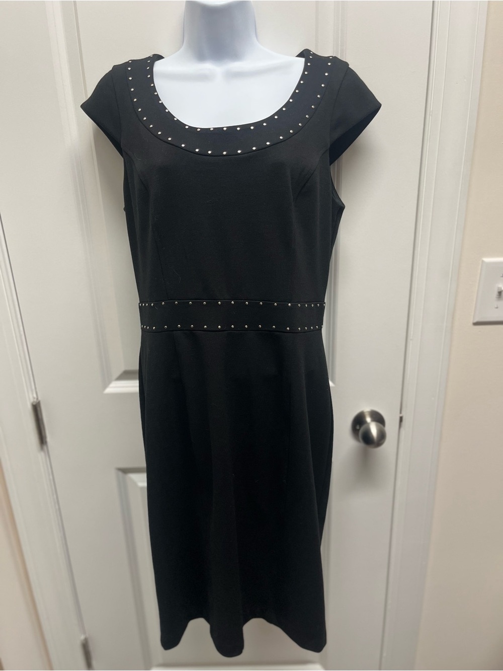 White House Black Market Studded Scoop Neck Sheath Dress Black Size 10 NEW